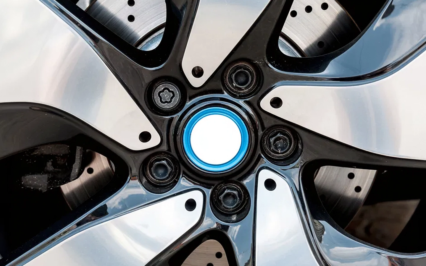 Порошковая окраска автомобильных дисков с алмазной проточкой