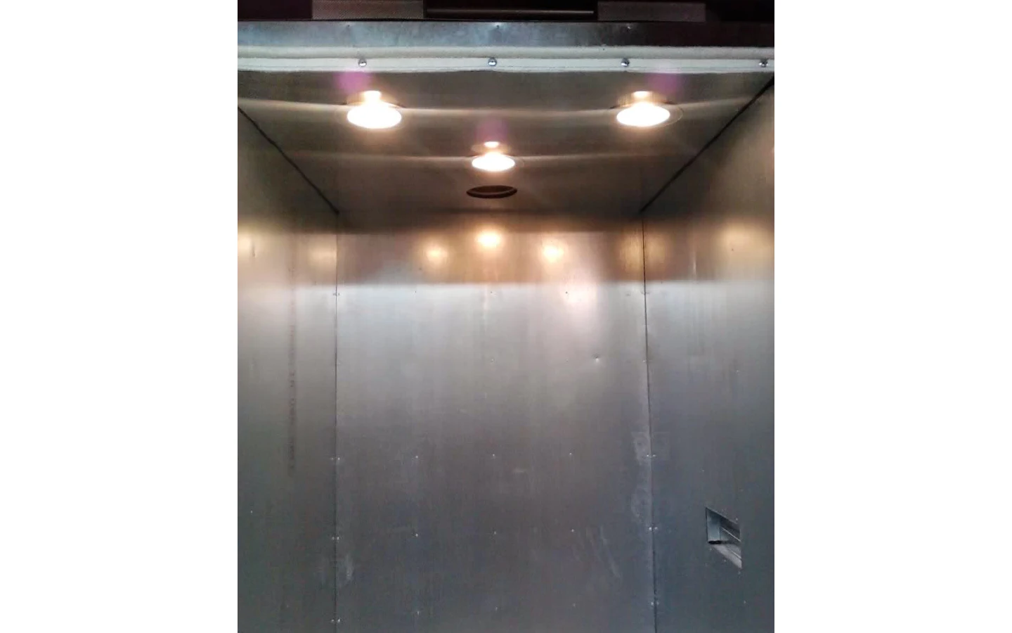 Освещение печи для порошкового покрытия изделий