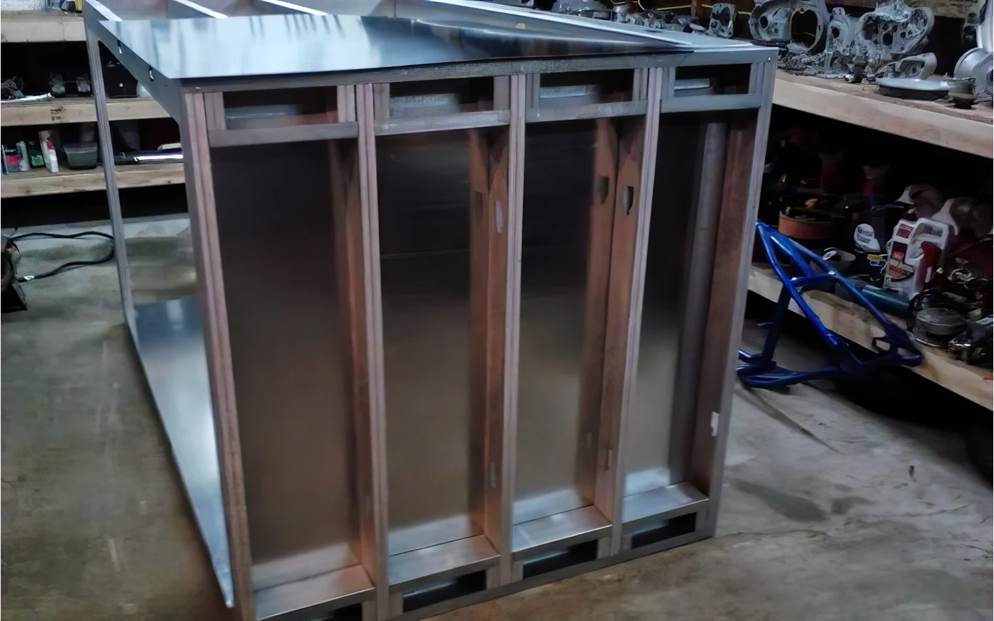 Обшивка стен печи для порошкового покрытия листовым металлом